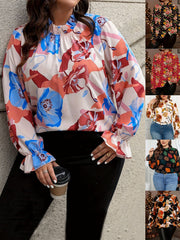 Elegancki, wygodny top w kwiaty z długim rękawem i dzwonkowatymi rękawami