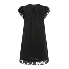 Wielowarstwowe rękawy to nie długa żakardowa sukienka z rozcięciami