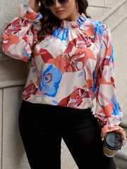 Elegancki, wygodny top w kwiaty z długim rękawem i dzwonkowatymi rękawami