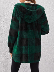 Damski sweterek w luźną kratę, z blokami kolorów