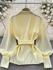 Koszula z długim rękawem i prześwitującym paskiem z klapami z 2025 roku