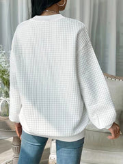 Bluza z naszywką w kształcie litery i obniżonymi ramionami