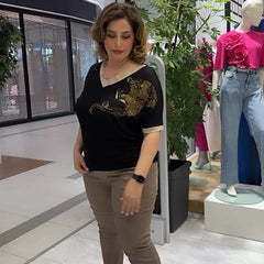 Damski, swobodny, elegancki top z nadrukiem i dekoltem w serek