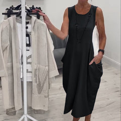 Prosta sukienka bez rękawów z kieszeniami