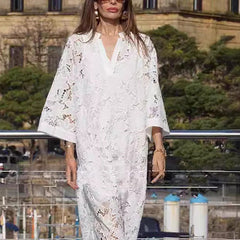 Lowdy koronkowa sukienka z rękawem w szpic w szynie