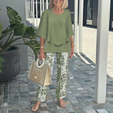 Komplet ze spodniami z nadrukiem i topem z okrągłym dekoltem