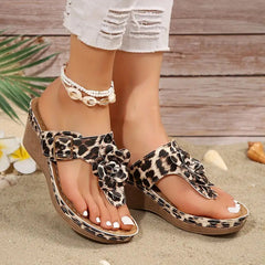 Eleganckie sandały Drenston na koturnie i klockowym obcasie