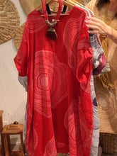 Damska sukienka z okrągłym dekoltem, abstrakcyjnym nadrukiem, 3/4 rękawami, swobodną lnianą kieszenią