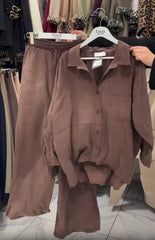 Dwuczęściowe kostiumy damskie na wiosnę i lato