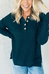 Damski sweter oversize z dzianiny waflowej