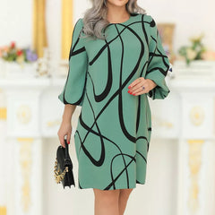 🌸 Sukienka z nadrukiem i okrągłym dekoltem i rękawami o długości 3/4