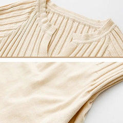 Damska sukienka maxi z dzianiny w jednolitym kolorze, z długim rękawem