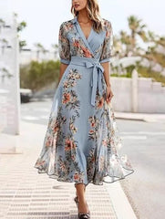 Damska sukienka z krótkim rękawem i dekoltem w serek, sznurowana