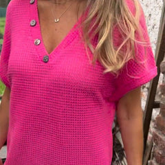 Stylowy damski top z krótkim rękawem i dekoltem w serek