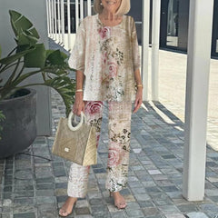 Komplet ze spodniami z nadrukiem i topem z okrągłym dekoltem