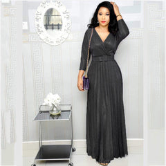 Elegancka cekinowa sukienka z dekoltem w kształcie litery V, na imprezę