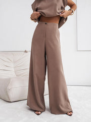 Elegancki damski dwuczęściowy garnitur w jednolitym kolorze