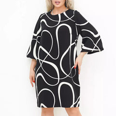 🌸 Sukienka z nadrukiem i okrągłym dekoltem i rękawami o długości 3/4