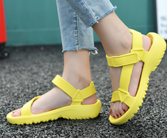 Letnie oddychające sandały na rzepy