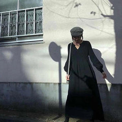 Damska sukienka maxi z dzianiny w jednolitym kolorze, z długim rękawem