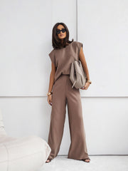 Elegancki damski dwuczęściowy garnitur w jednolitym kolorze