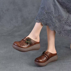 Retro Skórzane kapcie z wycięciami