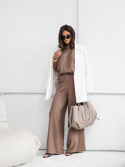 Elegancki damski dwuczęściowy garnitur w jednolitym kolorze