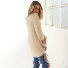 Luźny, puszysty sweterek