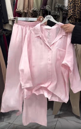 Dwuczęściowe kostiumy damskie na wiosnę i lato