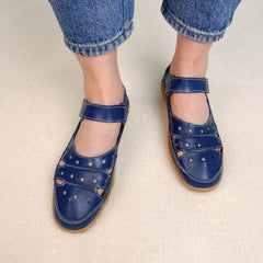 Płaskie sandały Stride Harmony z wyciętymi haczykami