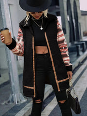 Długi, pluszowy kardigan z nadrukiem i klapami w bloki kolorów