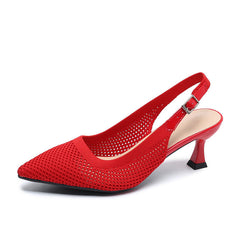 Jednokolorowe, spiczaste, elastyczne buty z noskiem