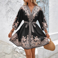 Sukienka damska z nadrukiem Paisley i dekoltem w serek w kształcie litery A