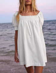 Damska letnia sukienka mini o linii A z kieszeniami