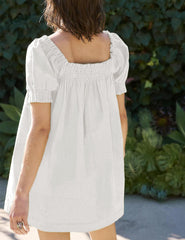 Damska letnia sukienka mini o linii A z kieszeniami