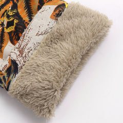 Damska zimowa kurtka polarowa z kapturem i nadrukiem