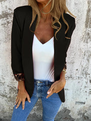 Nowa modna kurtka w jednolitym kolorze z podszewką w panterkę