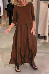 Sukienka na szelkach w jednolitym kolorze. Dwuczęściowy zestaw damski