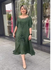 🌺2025 Nowa modna jednokolorowa sukienka w stylu etnicznym z koronką i dużą spódnicą