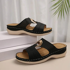 Swobodny oddychanie kobiet na sandałach platformowych ortopedycznych