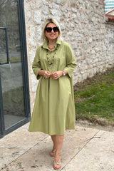 Damska sukienka z golfem i bawełny z podwójnymi kieszeniami, na co dzień