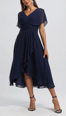 Sukienka damska z dekoltem w serek i szyfonowym łączeniem