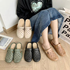 🔥Ostatni dzień 50% zniżki – Damskie sandały na niskim obcasie z okrągłą główką i rzeźbionymi kwiatami