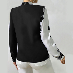 Koszula damska z kontrastowym nadrukiem i stójką