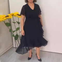 Elegancka, zwiewna sukienka z szyfonu z marszczonym dołem dla kobiet