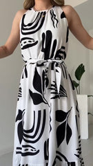 Damska sukienka bez rękawów ze ściągaczem i nieregularnym nadrukiem