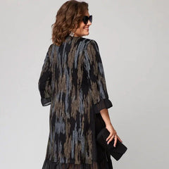 Sukienka w pionowe paski