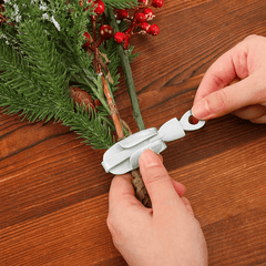 🎄Montaż naścienny, samoprzylepny, zdejmowany organizer z uchwytem na przewód