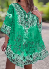 Elegancka bluzka w stylu boho z nadrukiem etnicznym