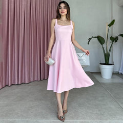 🌈💫Solidna i elegancka: sukienka z kwadratowym dekoltem i francuskimi szelkami💃✨